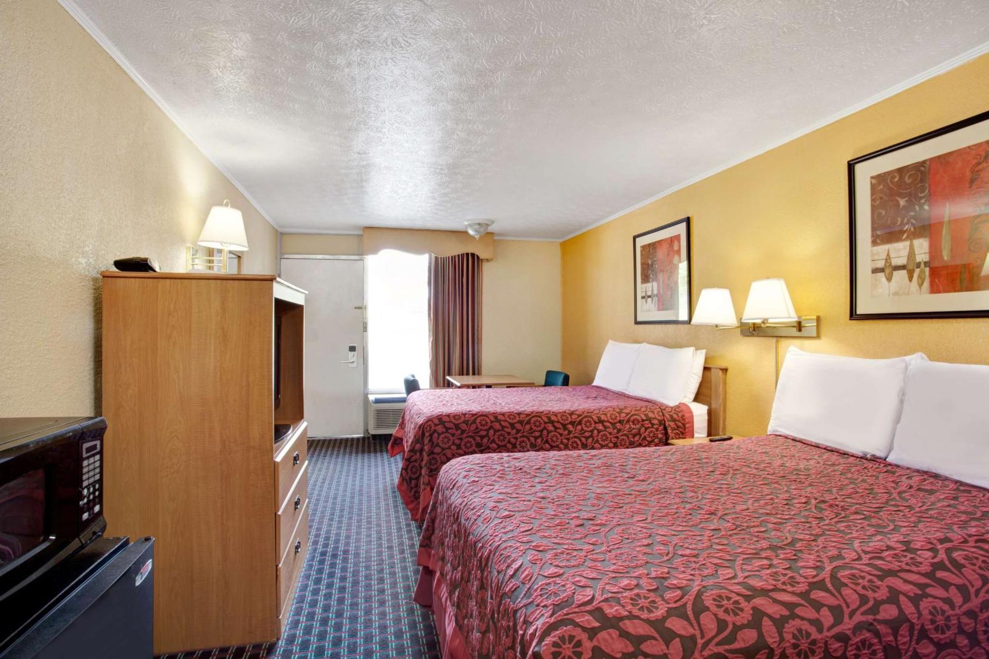 Days Inn By Wyndham Knoxville West Екстер'єр фото